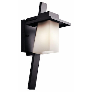 Stonebrook - 1 light Outdoor Wall Mount - 17.75 inches tall by 6.5 inches wide