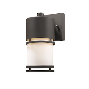 Great Leys - 6W 1 LED Outdoor Wall Mount in Modern Style - 4.38 Inches Wide by 8.88 Inches High