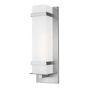 Victory Avenue - Large 1 Light Outdoor Wall Lantern - 1248608
