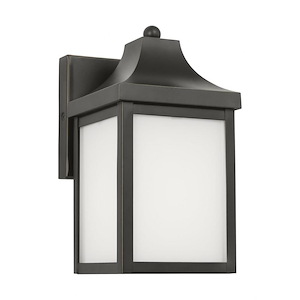 Ynys Fach Avenue - 1 Light Extra Small Wall Lantern In Traditional Style-8.5 Inches Tall and 4.25 Inches Wide