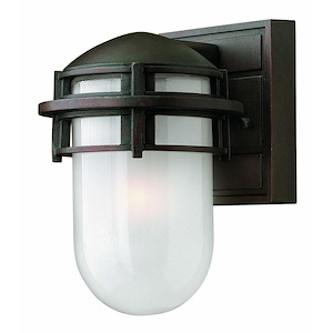 St Stephen&#39;s Meadows - 1 Light Small Outdoor Wall Lantern in Transitional-Modern-Coastal Style - 5.5 Inches Wide by 8 Inches High