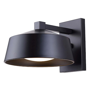 Crue - 12W LED Outdoor Wall Mount-7.88 Inches Tall and 11.88 Inches Wide