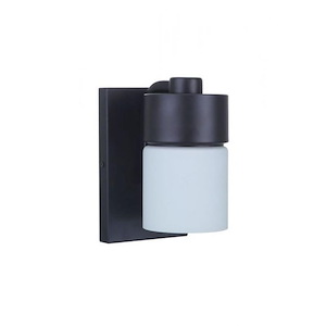 District - One Light Wall Sconce in Transitional Style - 4.75 inches wide by 7.85 inches high