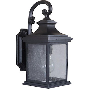 Gentry - One Light Outdoor Small Wall Mount in Traditional Style - 6.13 inches wide by 13.61 inches high - 1215997