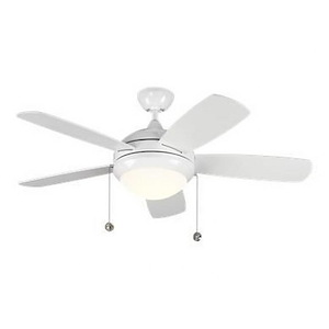 Monte Carlo Fans-Discus Classic II-5 Blade Ceiling Fan with Pull Chain Control and Includes Light Kit in Modern Style-44 Inch Wide by 17.1 Inch High