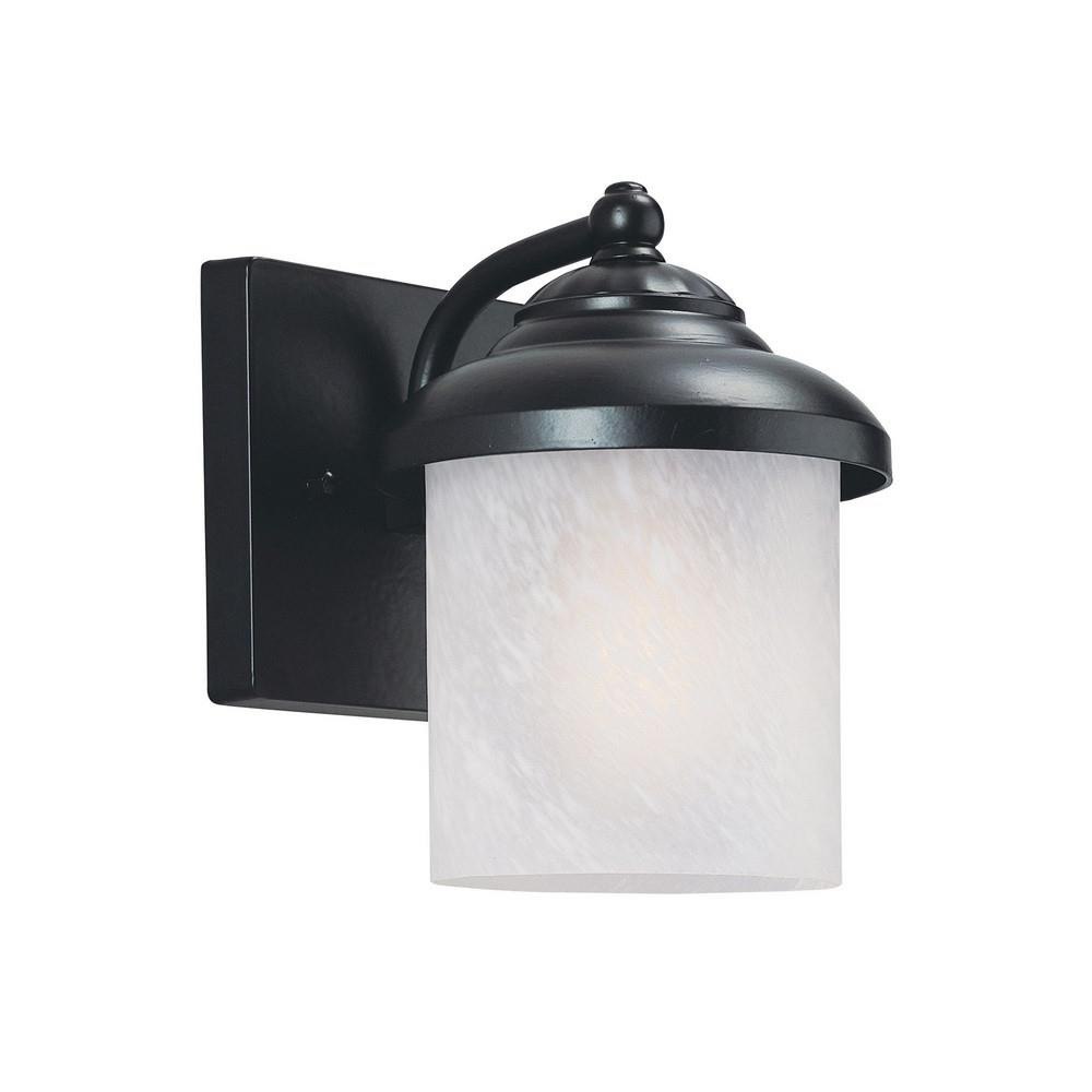 Generation Lighting 84048 Sea Gull Lighting-Yorktown-100W One Light  Outdoor Small Wall Lantern in Transitional Style-6 Inch wide by 8.5 Inch  high