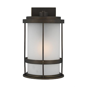 Sea Gull Lighting-Wilburn-1 Light Medium Outdoor Wall Lantern-8 Inch wide by 13.5 Inch high - 1002205