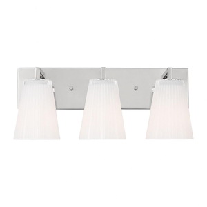 Upson - 3 Light Large Bath Vanity-7.75 Inch Tall and 18 Inch Wide - 1375350