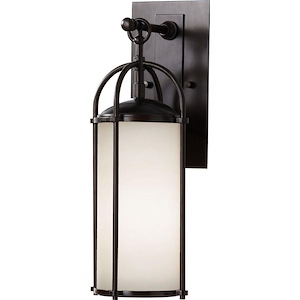 Dakota-One Light Outdor Wall Bracket in Transitional Style-6.13 Inch Wide by 16.88 Inch High - 1214127