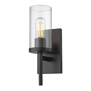 Winslett - 1 Light Wall Sconce in Classic style - 13.5 Inches high by 4.75 Inches wide - 1037312