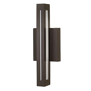 Vue - 15W 1 LED Small Outdoor Wall Mount in Modern Style - 5 Inches Wide by 14.8 Inches High - 496719