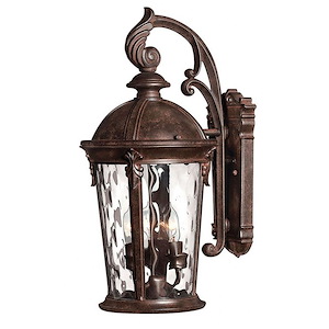 Windsor - Medium Outdoor Wall Mount in Traditional Style - 9.5 Inches Wide by 20.75 Inches High