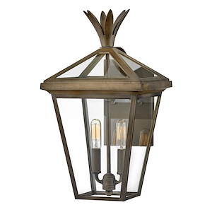 Palma - 2 Light Outdoor Medium Wall Mount Lantern In Transitional Style-18 Inches Tall and 10 Inches Wide