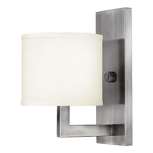 Hampton - 1 Light Wall Sconce in Transitional Style - 6.75 Inches Wide by 12 Inches High