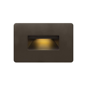 Luna - 120V 4W LED Horizontal Step Light - 4.5 Inches Wide by 3 Inches High - 676383