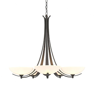 Aegis - 5 Light Chandelier In Traditional Style-26.8 Inches Tall and 31.3 Inches Wide