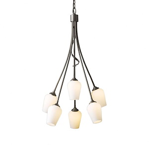 Flora - 6 Light Chandelier In Traditional Style-30.9 Inches Tall and 23.1 Inches Wide - 1045418