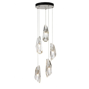 Luma - 5 Light Pendant In Contemporary Style-11.5 Inches Tall and 14.5 Inches Wide