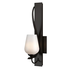 Flora - 1 Light Wall Sconce In Traditional Style-17.5 Inches Tall and 4.8 Inches Wide