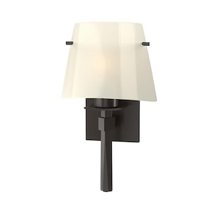 Beacon Hall - 1 Light Wall Sconce-13 Inches Tall and 8.6 Inches Wide - 1275664