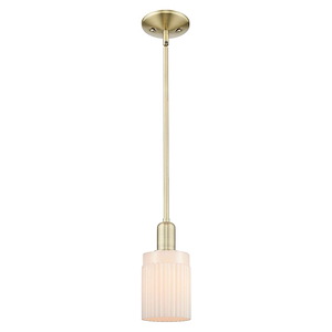 Hadley - 1 Light Stem Hung Mini Pendant-9.63 Inch Tall and 4.88 Inch Wide - 1387993