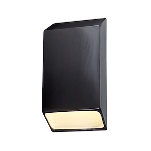 Justice Design - 5870W - Ambiance Large Tapered Rectangle Outdoor Closed Top Sconce - 733690