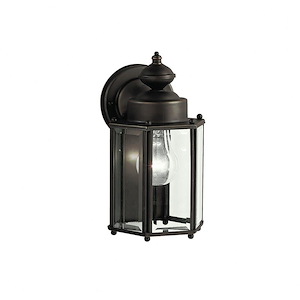 New Street Series 05 Outdoor - 1 Light Outdoor Wall Bracket - With Traditional Inspirations - 10 Inches Tall By 5.75 Inches Wide - 21315