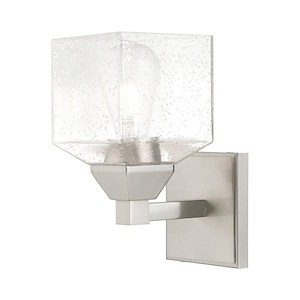 Aragon - 1 Light Wall Sconce in Traditional Style - 4.75 Inches wide by 9.5 Inches high - 831687