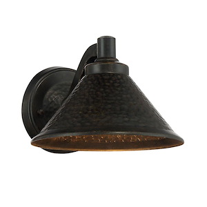 Great Outdoors - Kirkham - 1 Light Wall Mount In Traditional Style - 6 Inches Tall By 8.5 Inches Wide - 318470