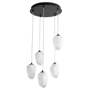 Vivo - 8W 5 LED Pendant-6.75 Inches Tall and 15.25 Inches Wide
