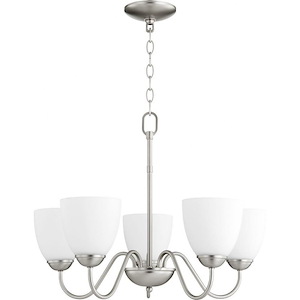 5 Light Chandelier in Quorum Home Collection style - 22.5 inches wide by 17.5 inches high