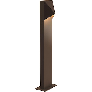 Triform Compact - 1 LED Bollard-22 Inch Tall and 3.5 Inch Wide - 1011949