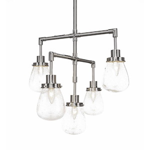 Meridian - 5 Light Chandelier-17.75 Inches Tall and 22 Inches Wide