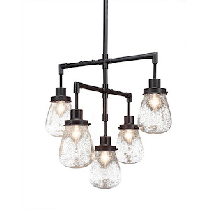 Meridian - 7 Light Chandelier-17.75 Inches Tall and 22 Inches Wide