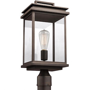 Glenview-One Light Outdoor Post Lantern in Traditional Style-7.75 Inch Wide by 16.75 Inch High - 1286197